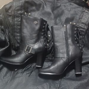 HARLEY DAVIDSON Black Leather Lace Up Back Belted Zip Low Calf Boots sz.9/40